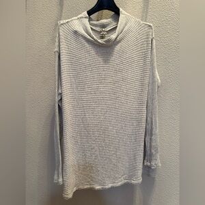 We The Free Light Gray Ribbed Turtleneck Sweater
